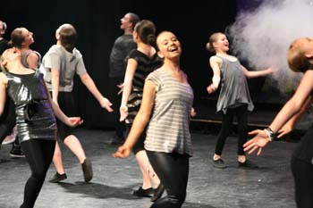 2010_0211classact20101087