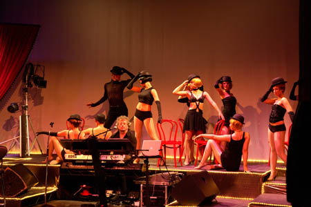 musical revue 006