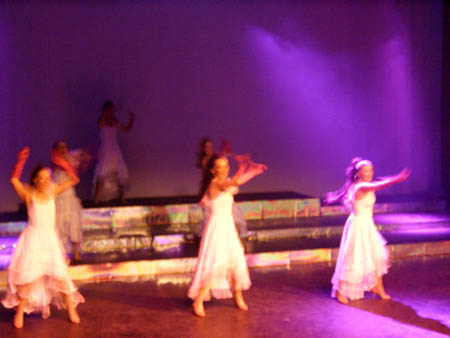musical revue 019